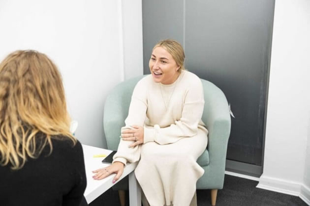 The line will be staffed by specialists and peer mentors from Advance’s Maia service